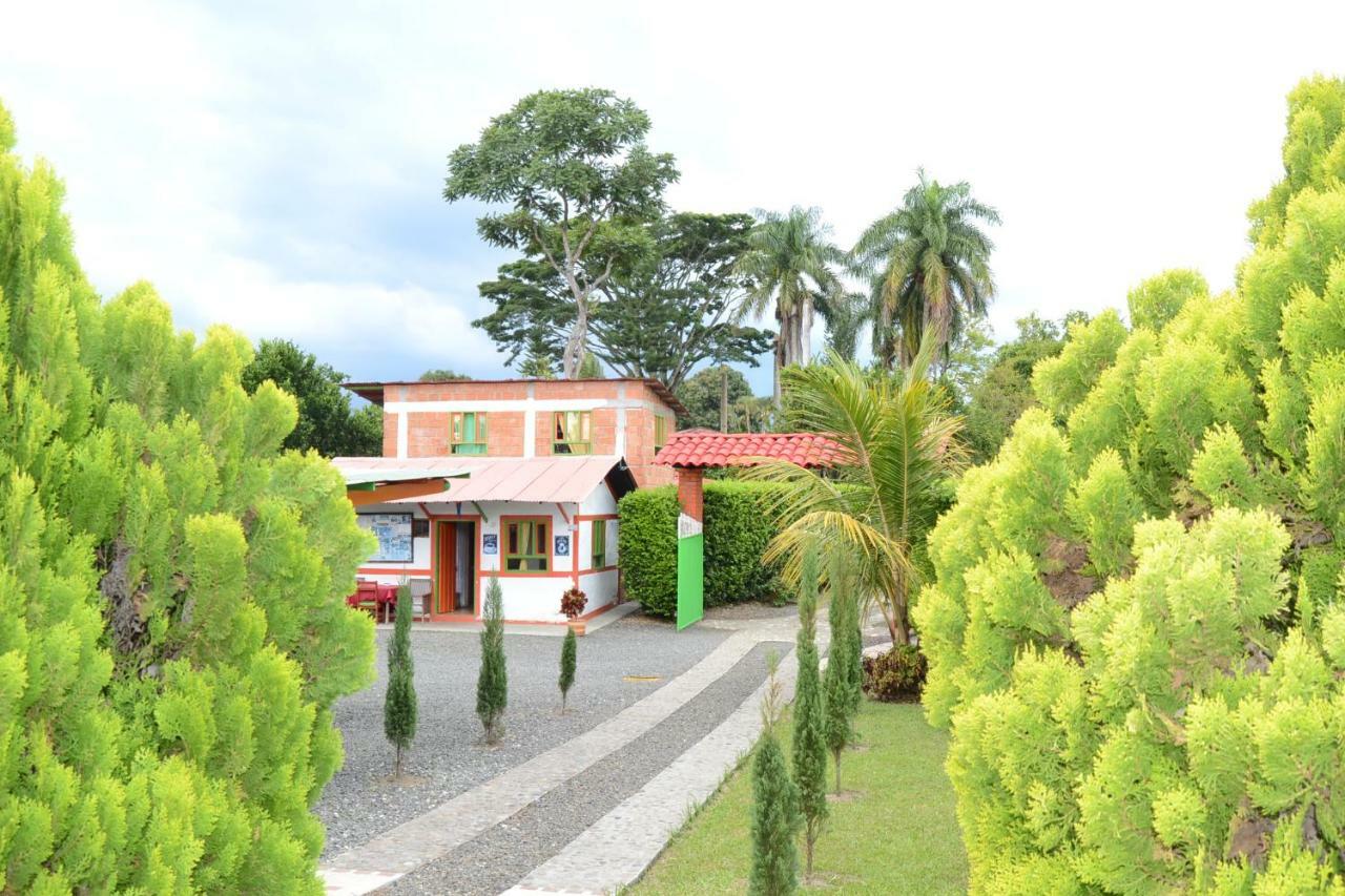 Finca Hotel Villa Soledad Quimbaya Bagian luar foto